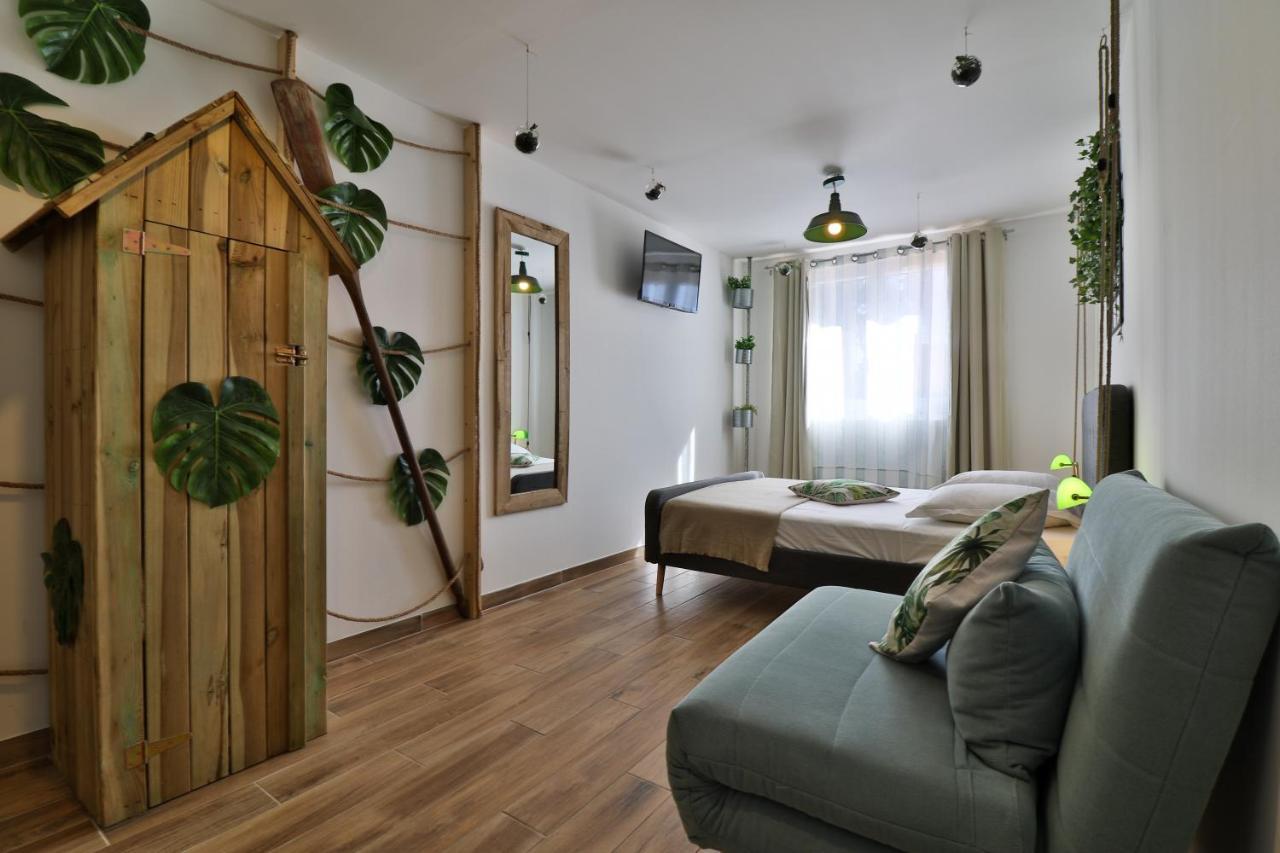Hotel La Bastide Єр Екстер'єр фото