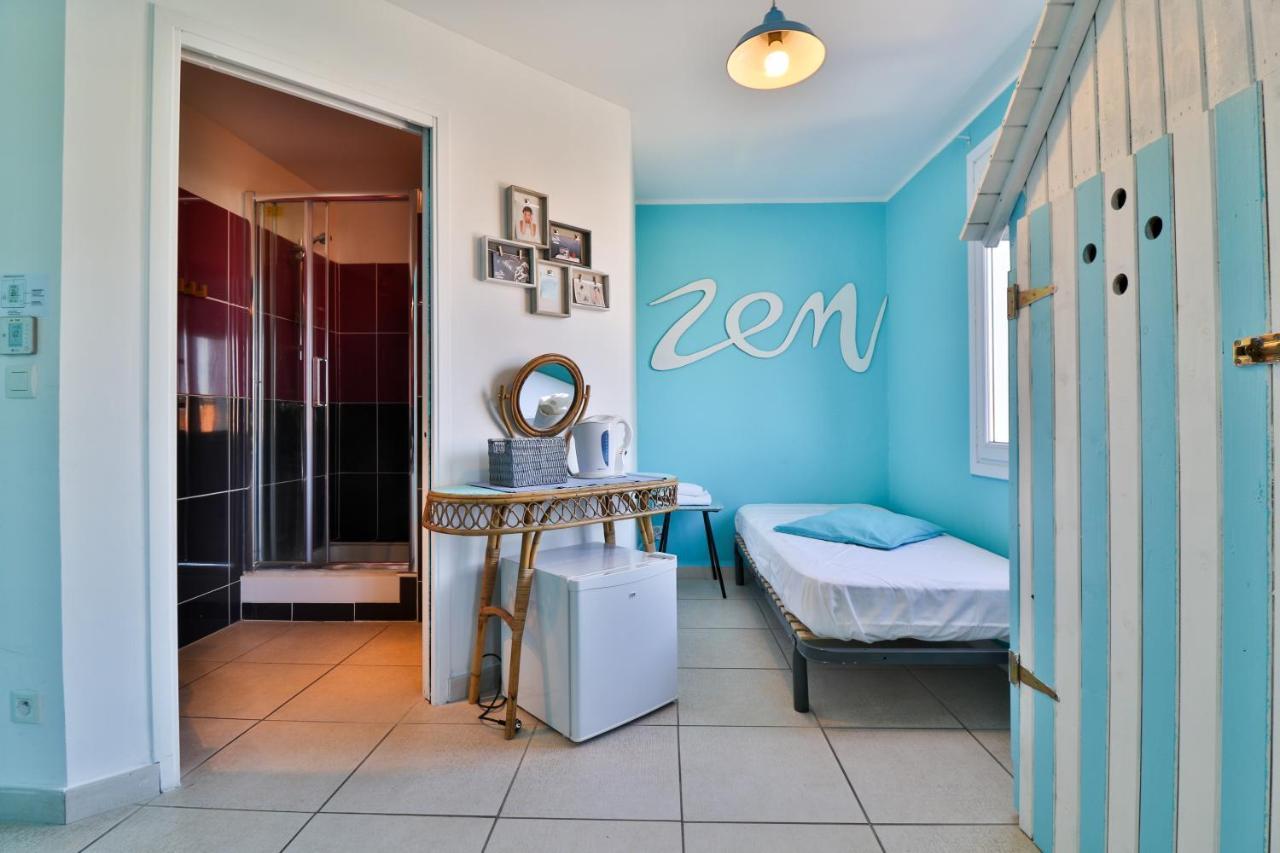 Hotel La Bastide Єр Екстер'єр фото