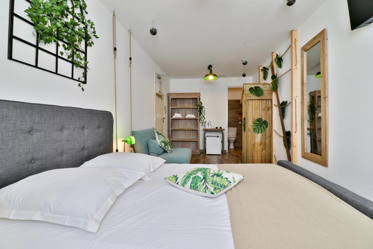 Hotel La Bastide Єр Екстер'єр фото